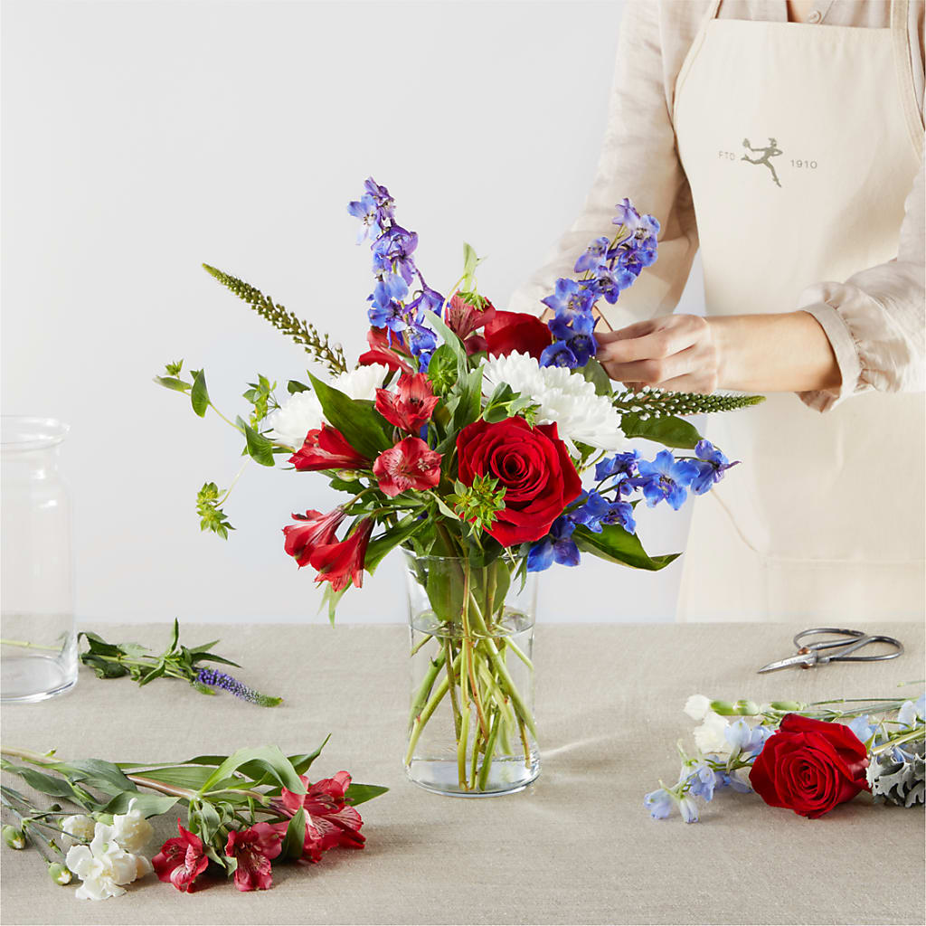 Star Spangled - A Florist Original –  A Daisy A Day, Winston-salem NC