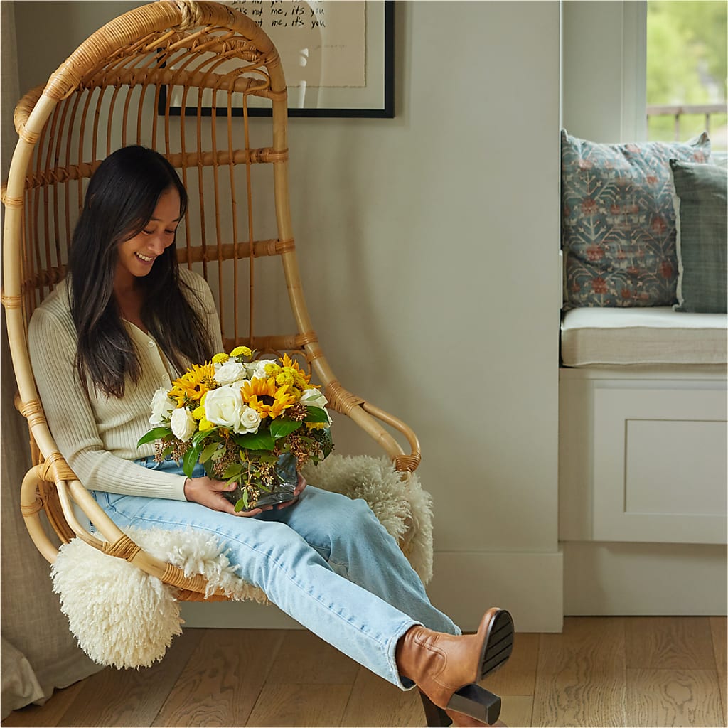 Luminous Morning Bouquet –  A Daisy A Day, Winston-salem NC