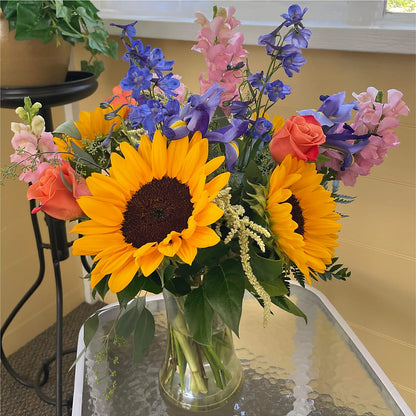 Rays of Life Bouquet –  A Daisy A Day, Winston-salem NC
