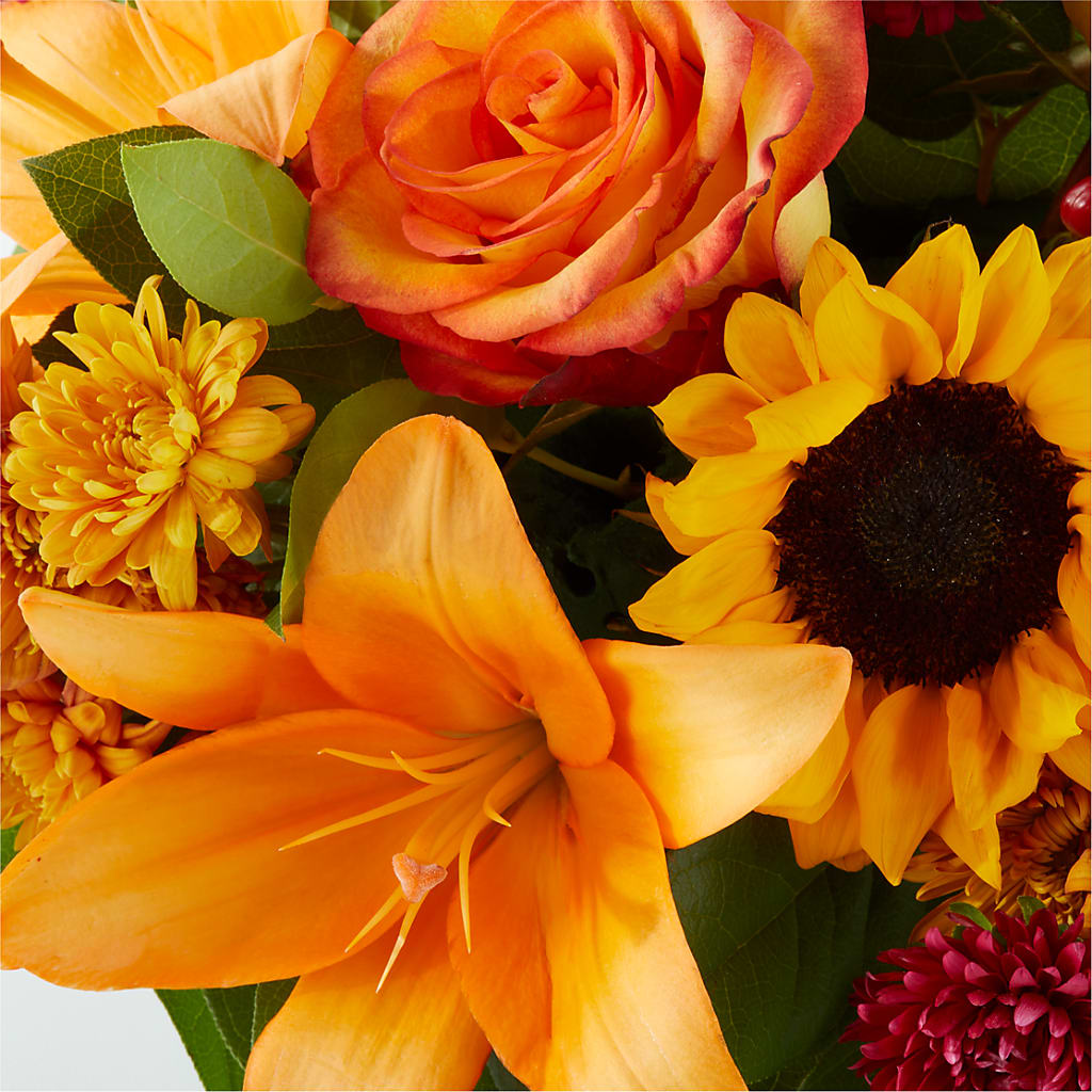 Grateful Centerpiece –  A Daisy A Day, Winston-salem NC